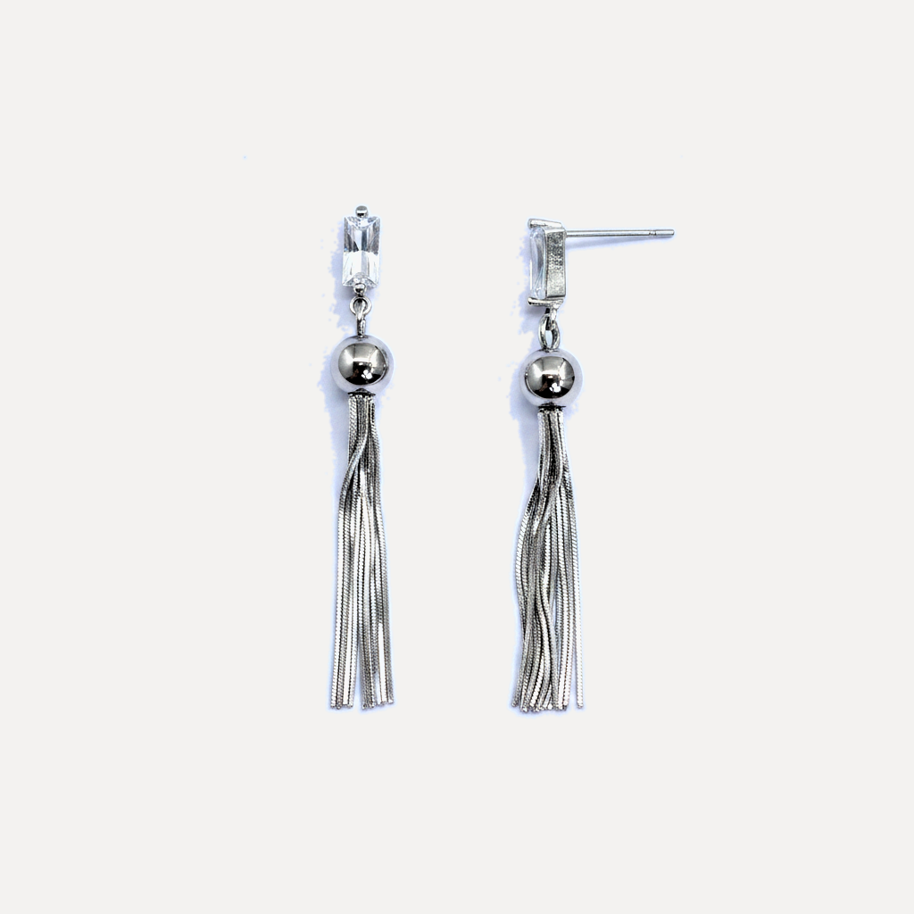 עגילי כסף שרשראות נופלות - flat lay