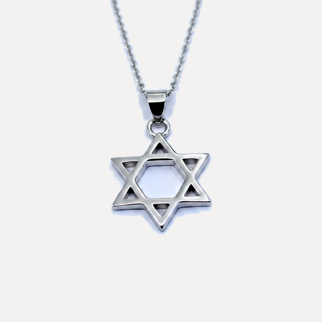 שרשרת כסף מגן דוויד - flat lay