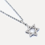 שרשרת כסף מגן דוויד - flat lay