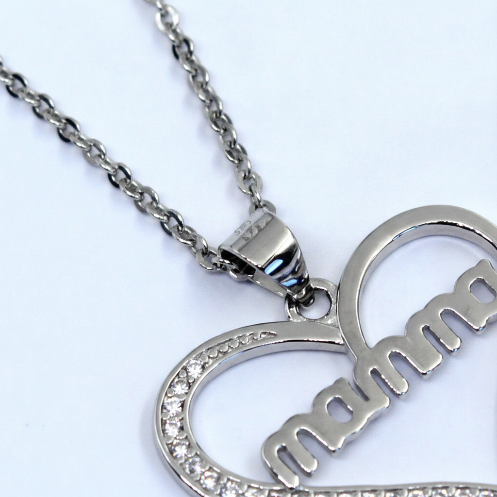 mamma שרשרת כסף לב - detail closeup