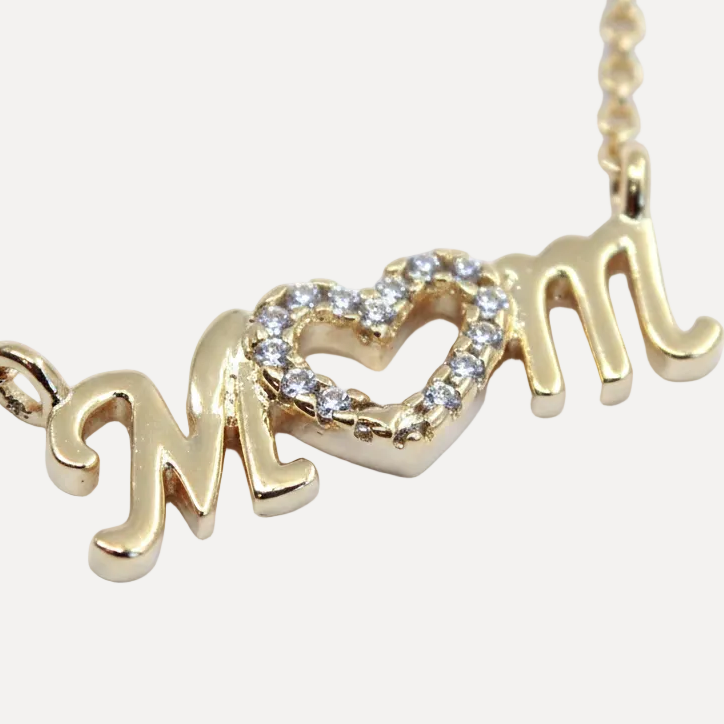 MOM שרשרת ציפוי זהב תליון - detail closeup