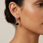 עגיל ציפוי בית אבן - on model
